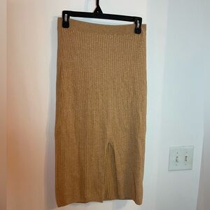 Women's Ribbed Knit Midi Skirt in Camel